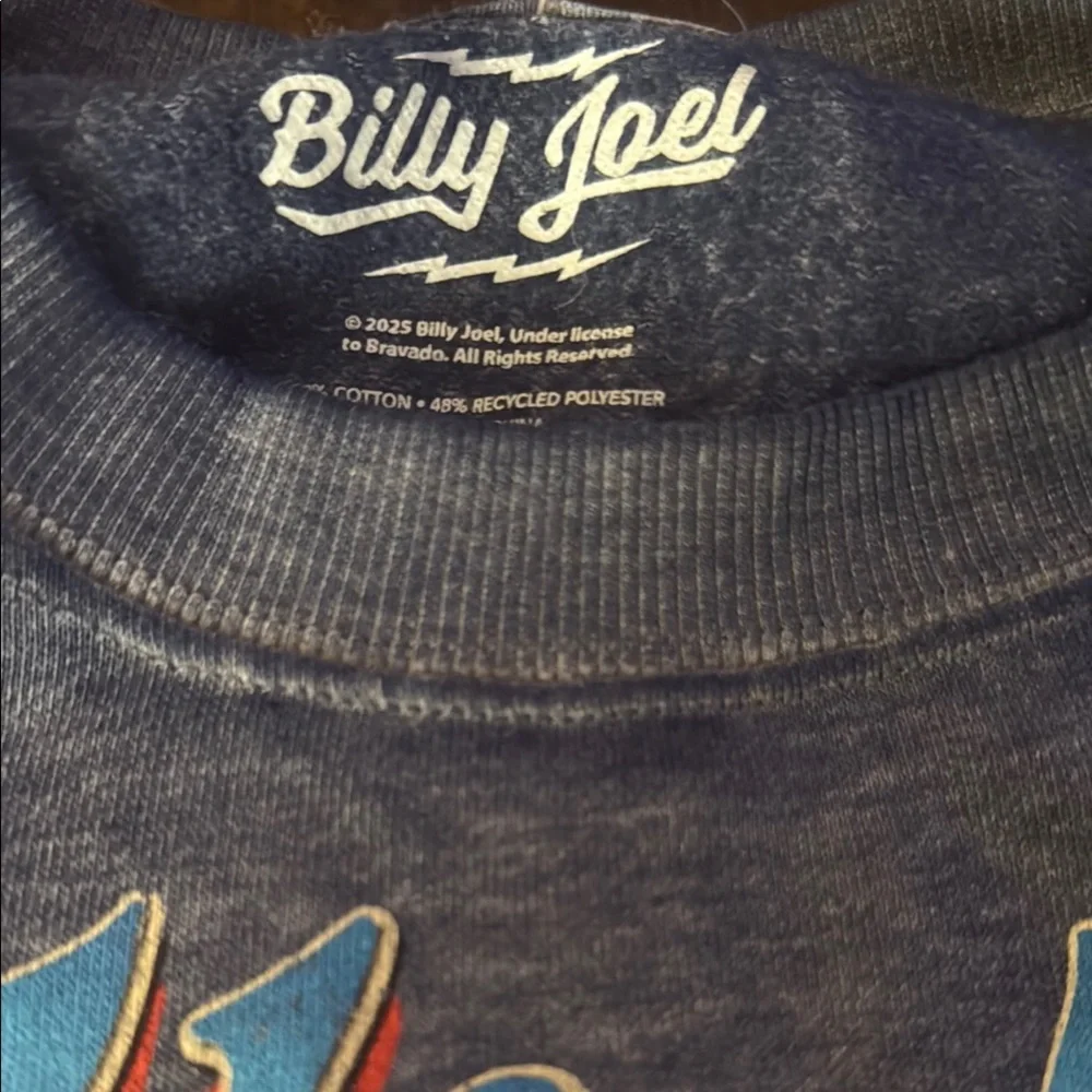 NWT Billy Joel Graphic Sweatshirt Large - Gray - Picture 3 of 4